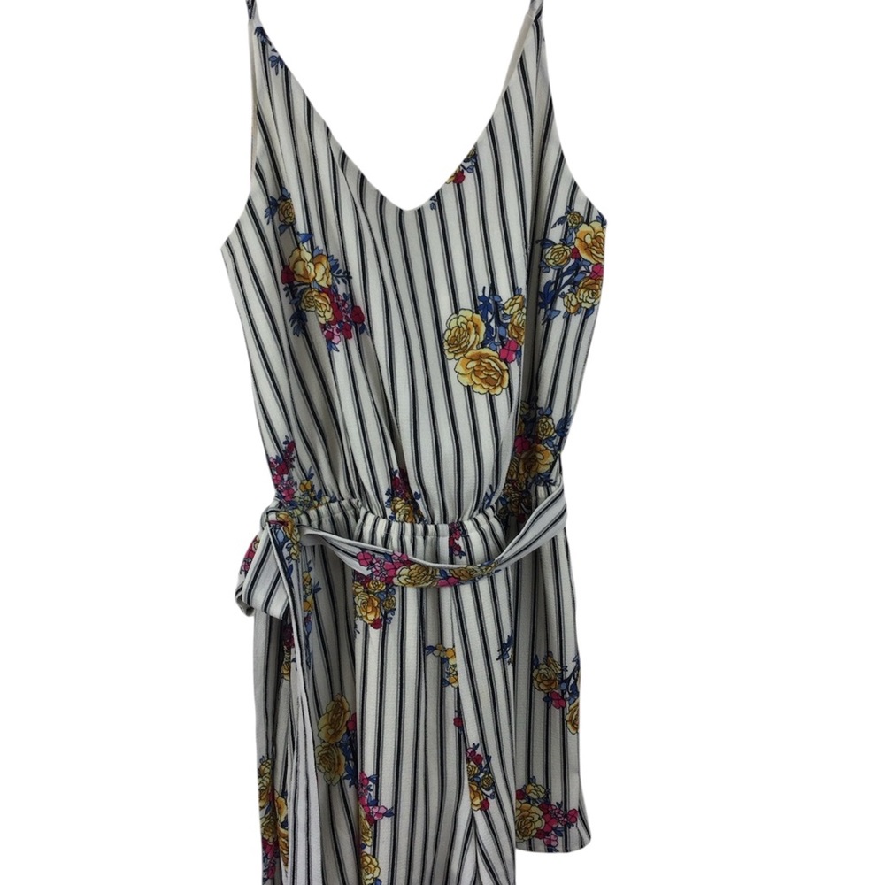 One Clothing Blue and White Floral Romper, Size Small